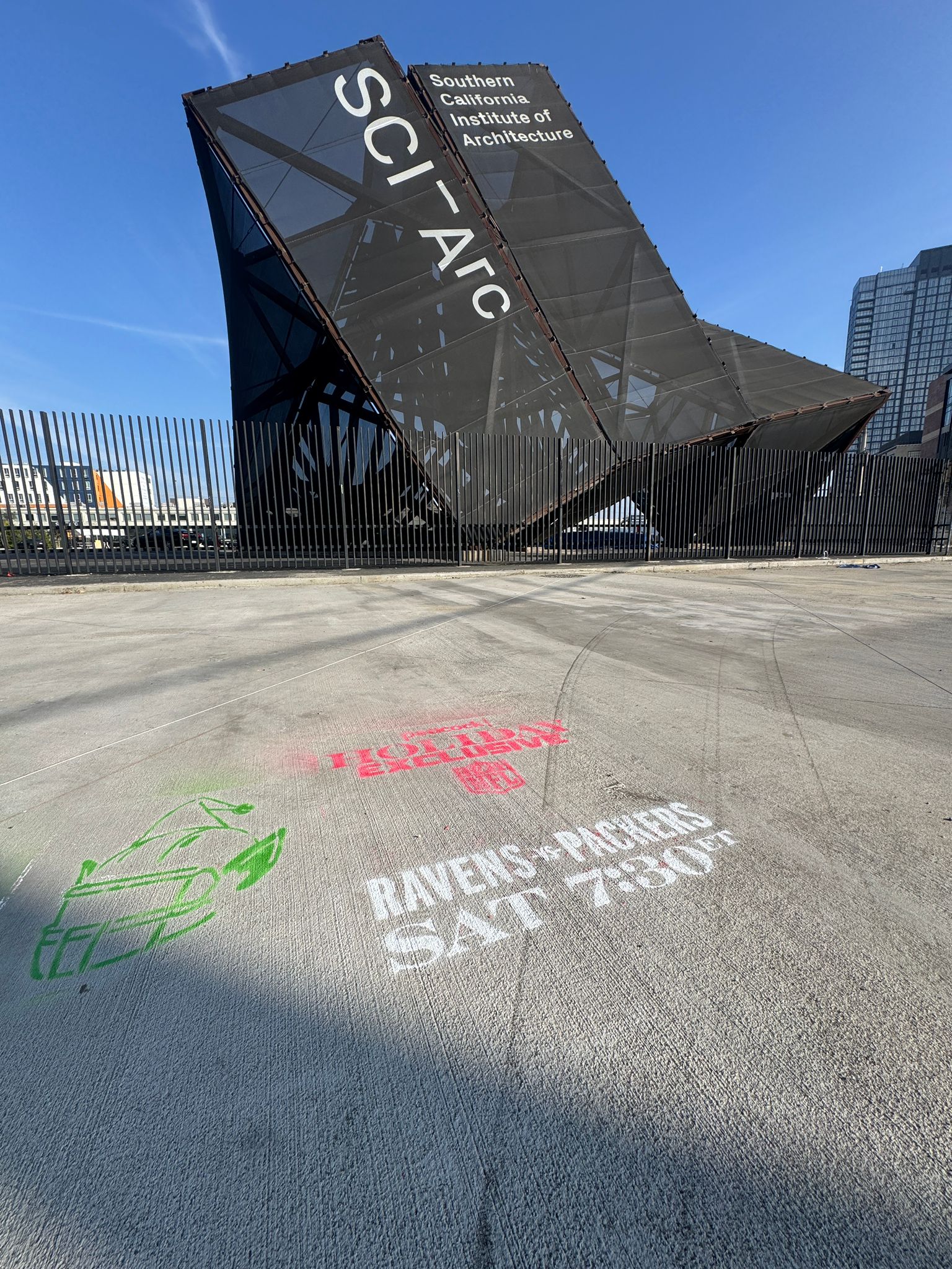 Stencil 21.4 Sci Arc Honey